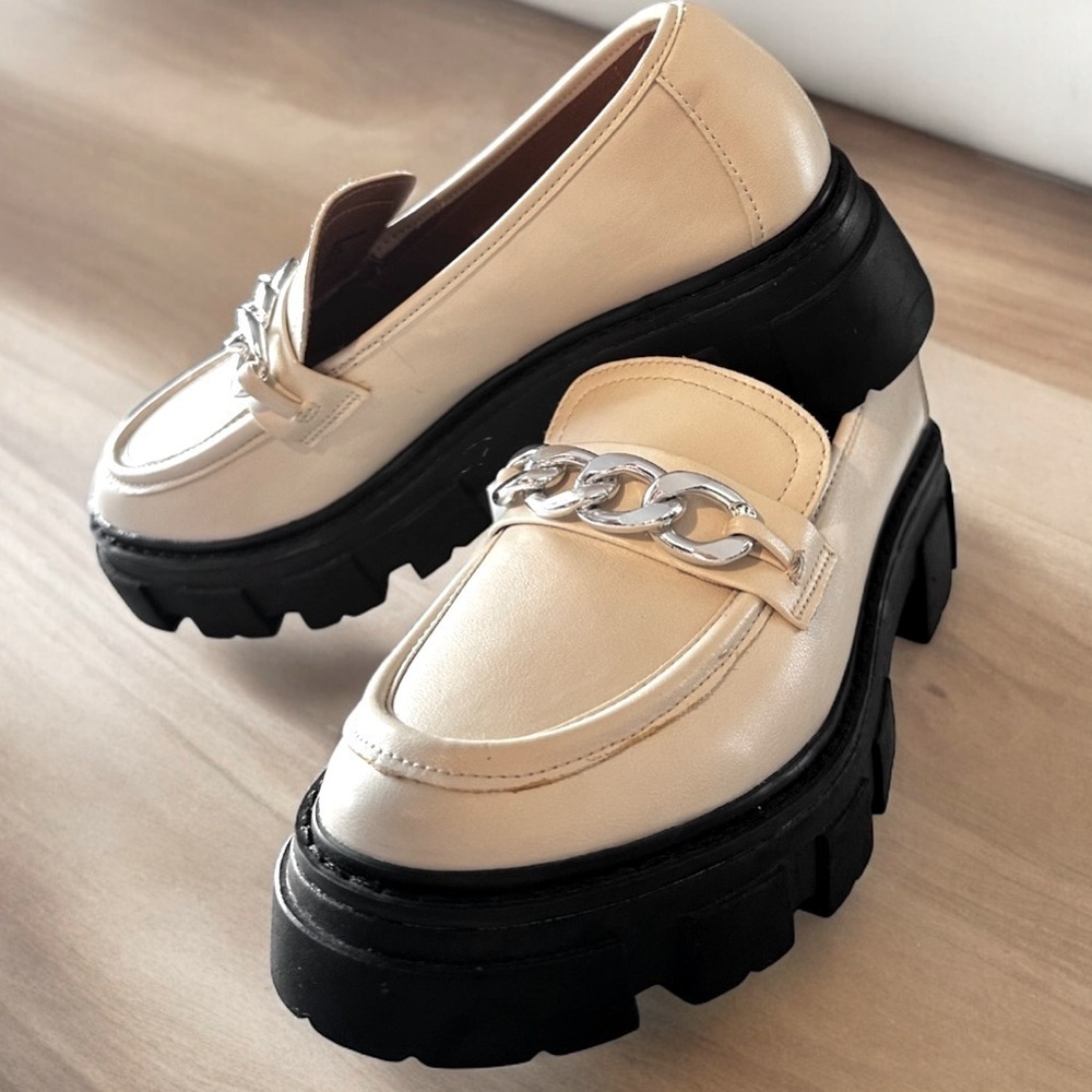 No Boundaries Y2K Ivory Chain Chunky Heel Platform Oxfords Loafers Size 8 - Picture 2 of 8